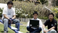 Universitario peruano se va a trabajar con Facebook